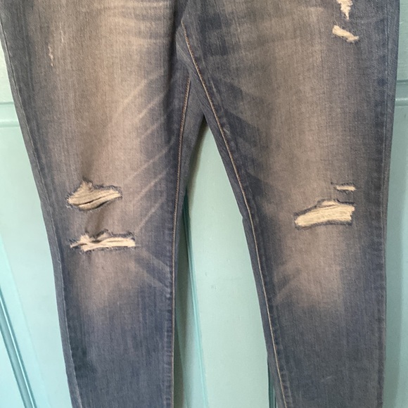 BLOWOUT SALE Joe’s jeans for women in size 26”. Washed denim - Picture 3 of 9